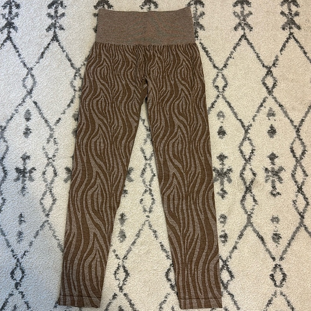 NVGTN LEGGINGS